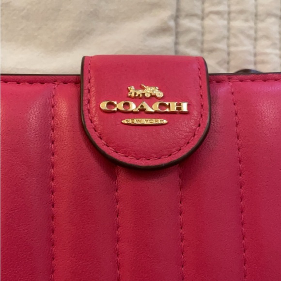 Coach Pink Wallet - Picture 2 of 8